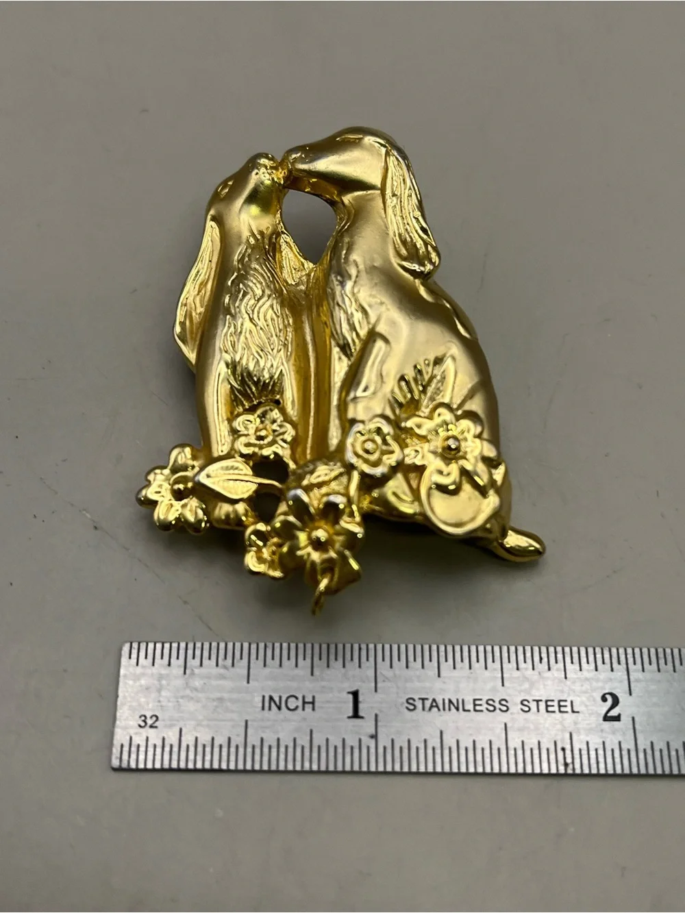 Vintage Gold Tone Kissing Dogs Puppy Love Brooch Pin | Dog Lovers Gift
